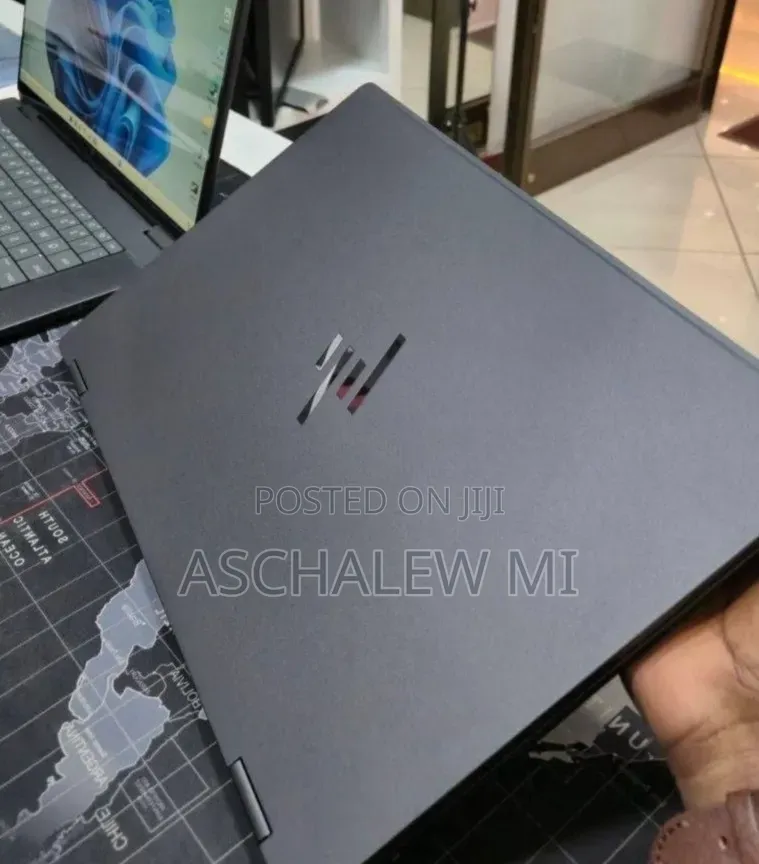 New Laptop HP OmniBook 5 14" 16GB Intel Core Ultra 7 SSD 1T