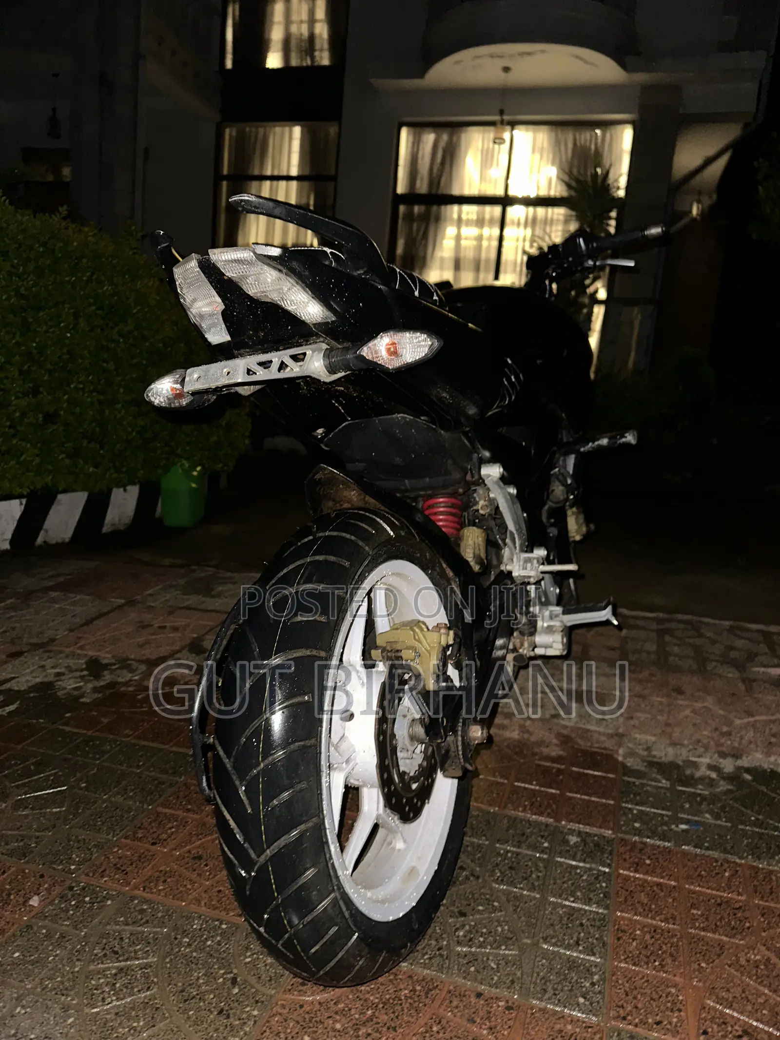 Bajaj Pulsar NS 200 2018 Black