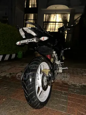 Bajaj Pulsar NS 200 2018 Black