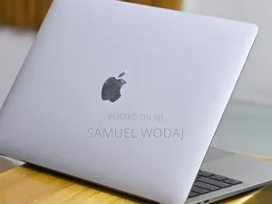 New Laptop Apple MacBook Air 2020 M1 8GB Apple M1 SSD 256GB