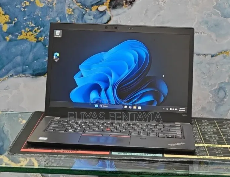 New Laptop Lenovo ThinkPad Yoga 8GB Intel Core i7 SSD 512GB