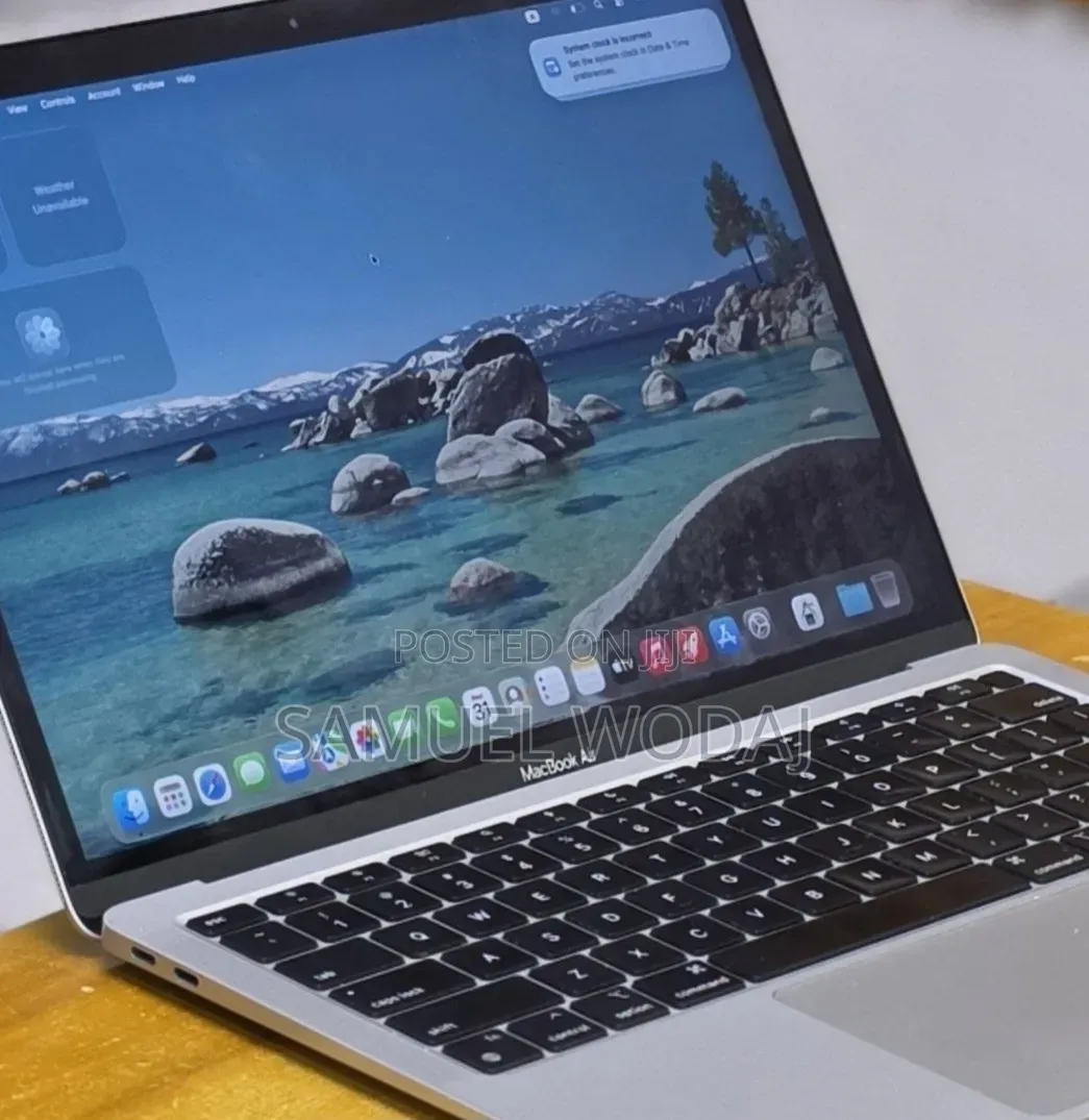 New Laptop Apple MacBook Air 2020 M1 8GB Apple M1 SSD 256GB