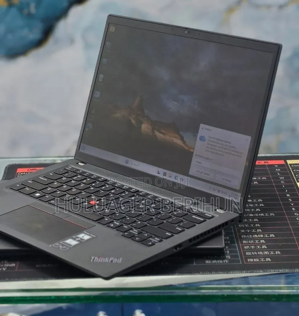 New Laptop Lenovo ThinkPad T14s G4 32GB Intel Core i7 SSD 512GB