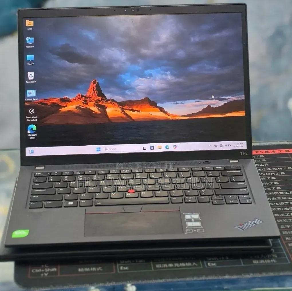 New Laptop Lenovo ThinkPad T14s G4 32GB Intel Core i7 SSD 512GB