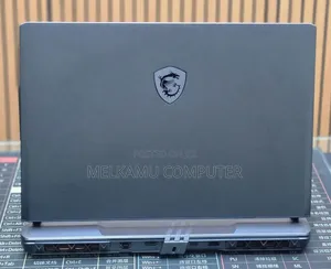 New Laptop MSI Vector 16 HX AI A2XWIG 32GB Intel Core i9 SSD 1T