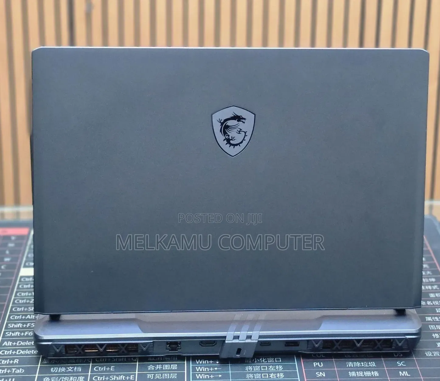 New Laptop MSI Vector 16 HX AI A2XWIG 32GB Intel Core i9 SSD 1T