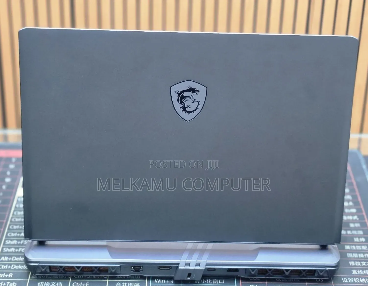New Laptop MSI Vector 16 HX AI A2XWIG 32GB Intel Core i9 SSD 1T