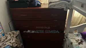 Satn / Drawer