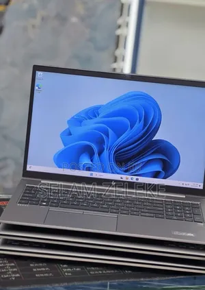 New Laptop HP 16GB Intel Core i5 SSD 512GB