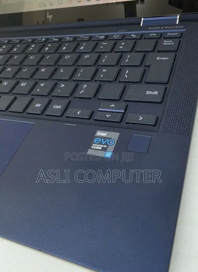 New Laptop HP Elite Dragonfly G2 16GB Intel Core i7 SSD 512GB