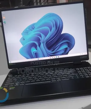 New Laptop Acer Predator Helios 18 PH18-71 16GB Intel Core i9 SSD 1T