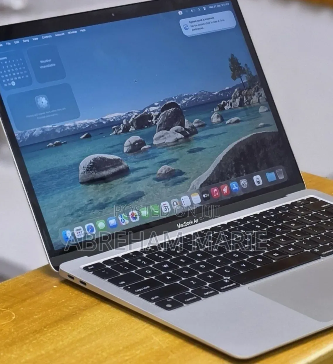 New Laptop Apple MacBook Air 2020 M1 8GB Apple M1 SSD 256GB