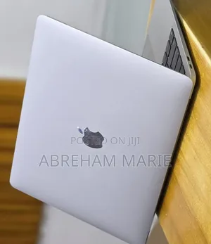New Laptop Apple MacBook Air 2020 M1 8GB Apple M1 SSD 256GB