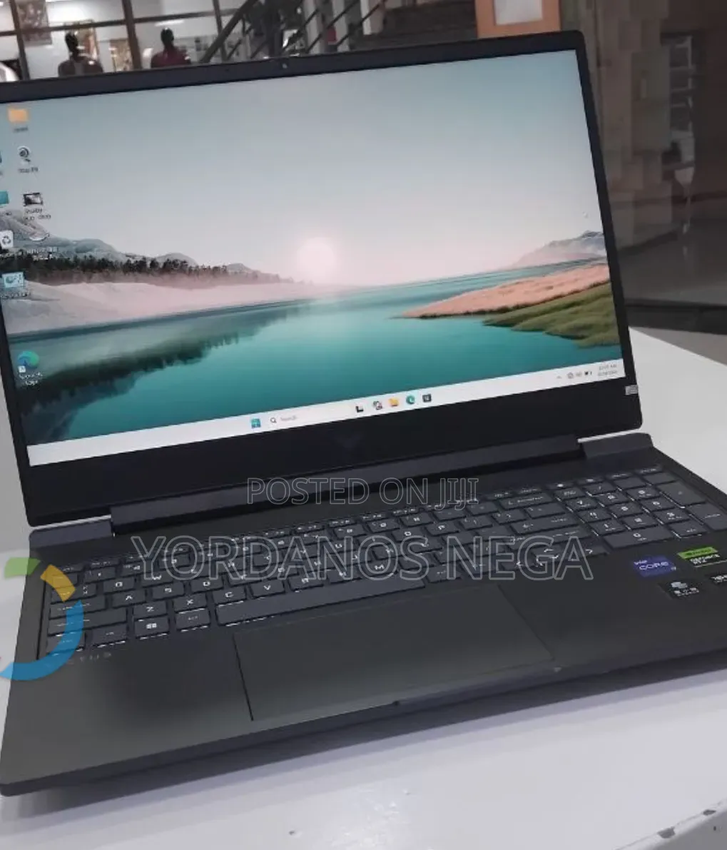 New Laptop HP Victus 16 16GB Intel Core i7 SSD 1T