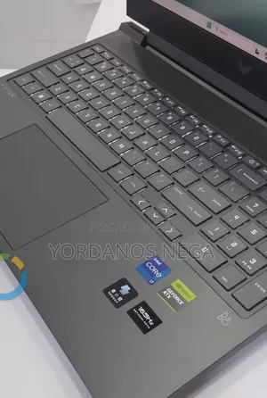 New Laptop HP Victus 16 16GB Intel Core i7 SSD 1T