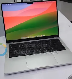 New Laptop Apple MacBook Pro 2024 M4 16GB Apple M4 SSD 512GB