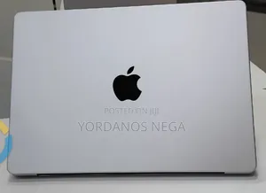 New Laptop Apple MacBook Pro 2024 M4 16GB Apple M4 SSD 512GB