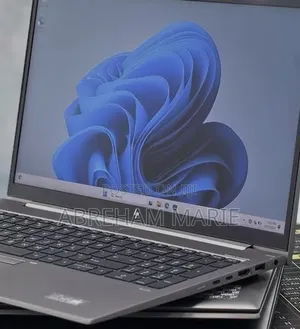 New Laptop HP ZBook 15 16GB Intel Core i5 SSD 512GB
