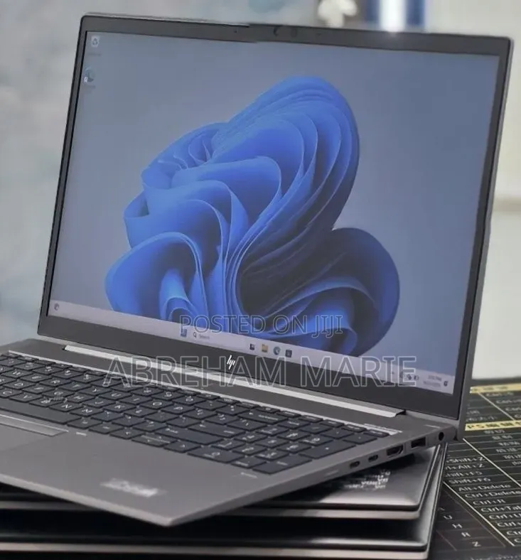 New Laptop HP ZBook 15 16GB Intel Core i5 SSD 512GB