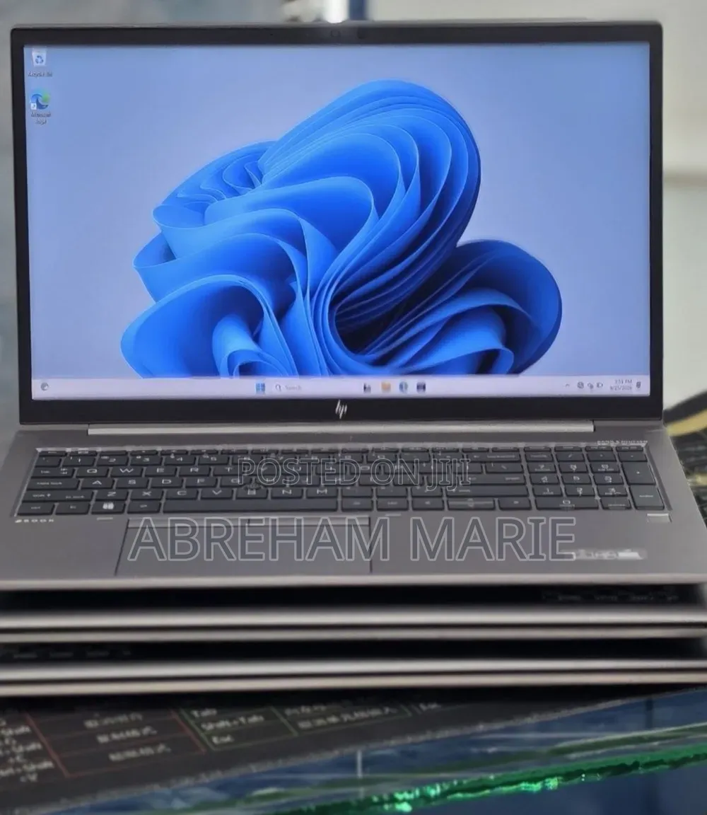 New Laptop HP ZBook 15 16GB Intel Core i5 SSD 512GB