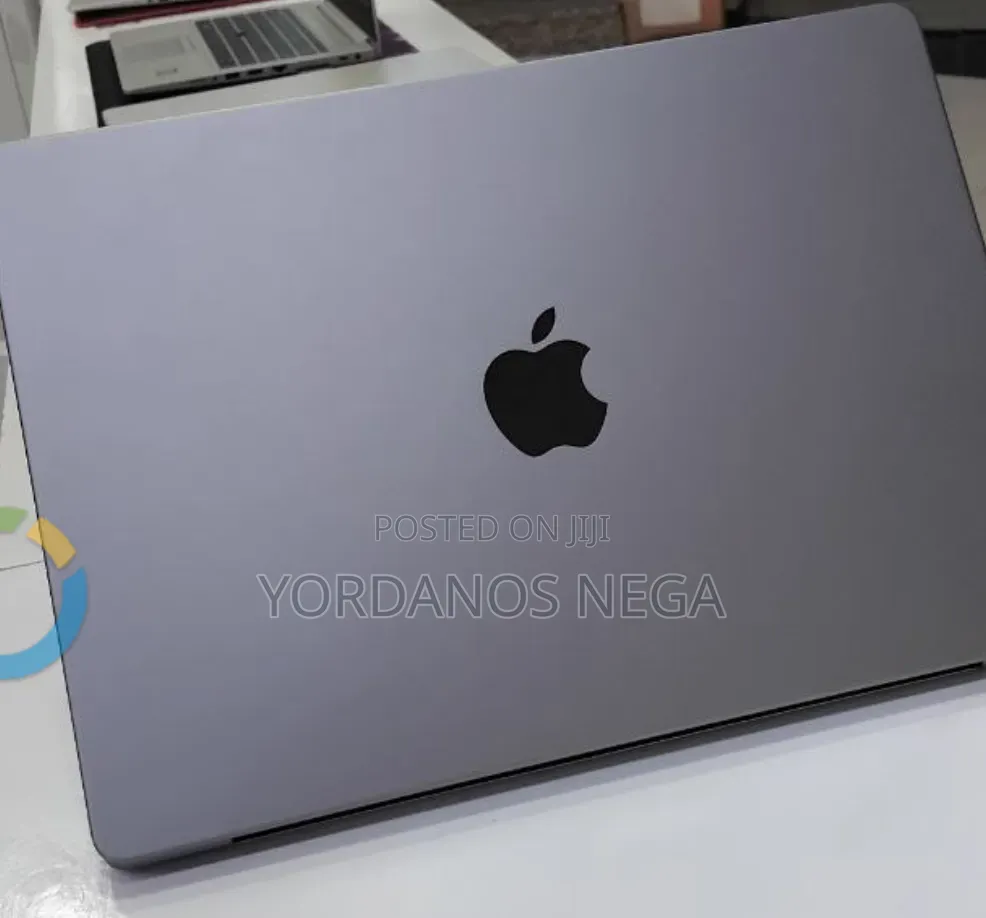 New Laptop Apple MacBook Pro 2021 M1 32GB Apple M1 Pro SSD 512GB