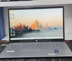 New Laptop HP Stream Notebook 16GB Intel Core i7 SSD 1T