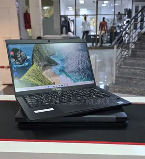 New Laptop Dell Latitude 7390 8GB Intel Core i5 SSD 256GB