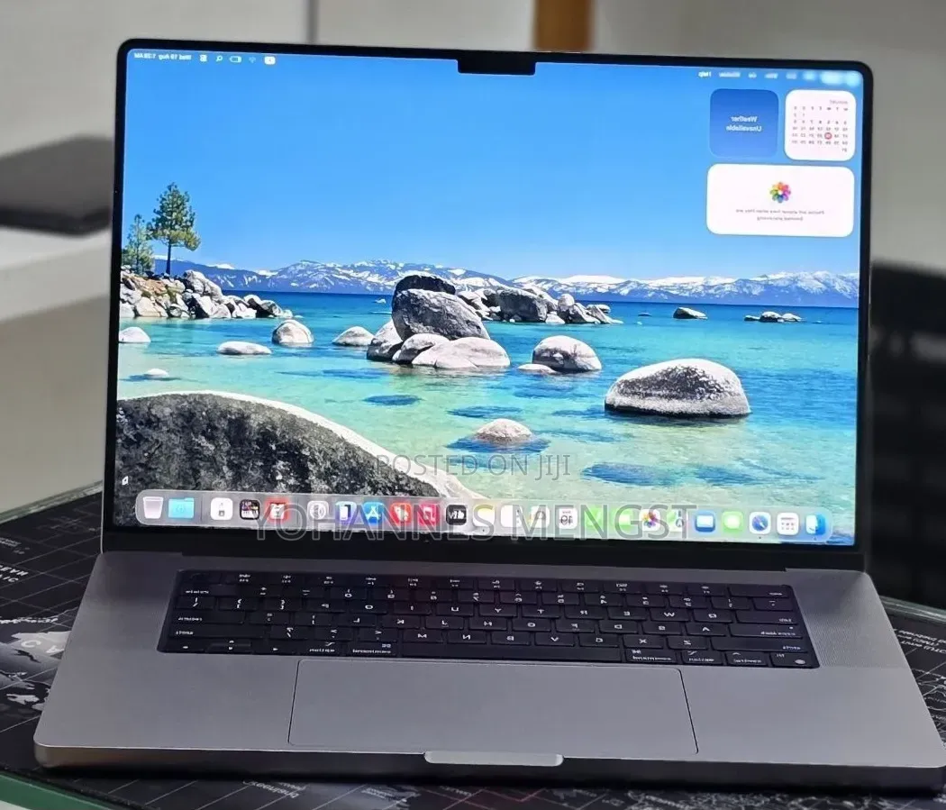 New Laptop Apple MacBook Pro 2023 M2 16GB Apple M2 SSD 1T