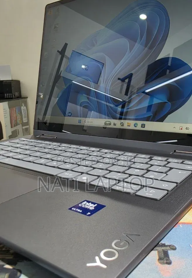 New Laptop Lenovo Yoga 7i 16GB Intel Core Ultra 7 SSD 1T