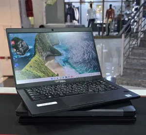 New Laptop Dell Latitude 7390 8GB Intel Core i5 SSD 256GB