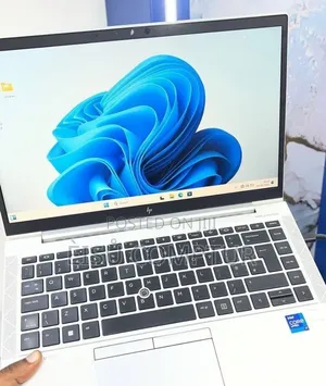 New Laptop HP EliteBook 840 G8 16GB Intel Core i7 SSD 512GB