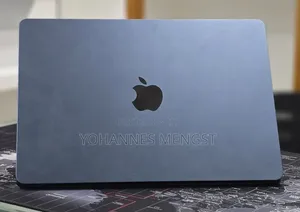 New Laptop Apple MacBook Air 2025 M4 16GB Apple M4 SSD 256GB
