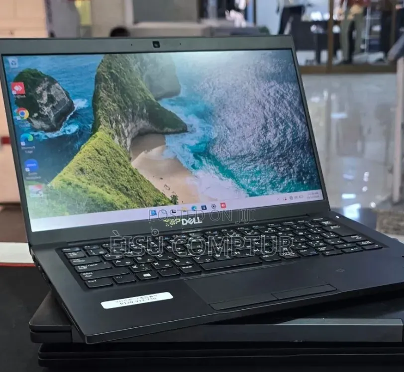 New Laptop Dell Latitude 7390 8GB Intel Core i5 SSD 256GB