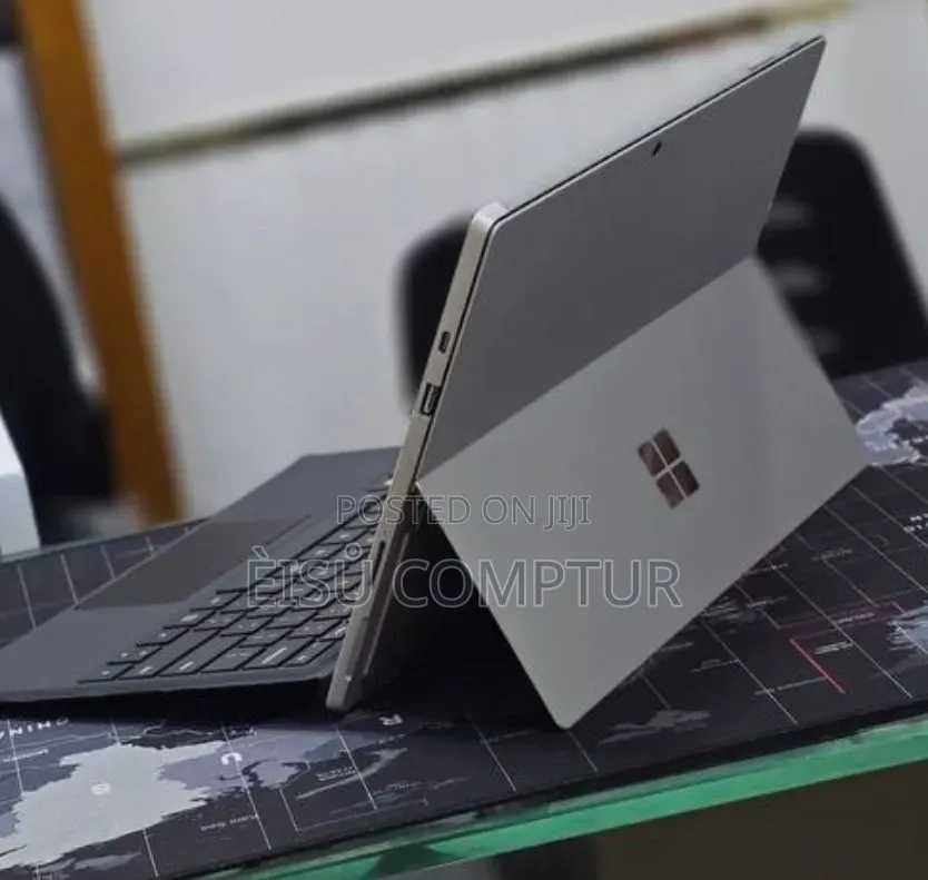 New Laptop Microsoft Surface Pro 7+ 16GB Intel Core i5 SSD 256GB