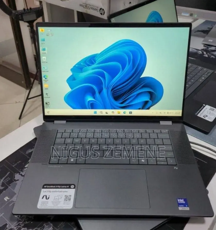 New Laptop HP OmniBook Ultra Flip 14" 16GB Intel Core Ultra 7 SSD 1T