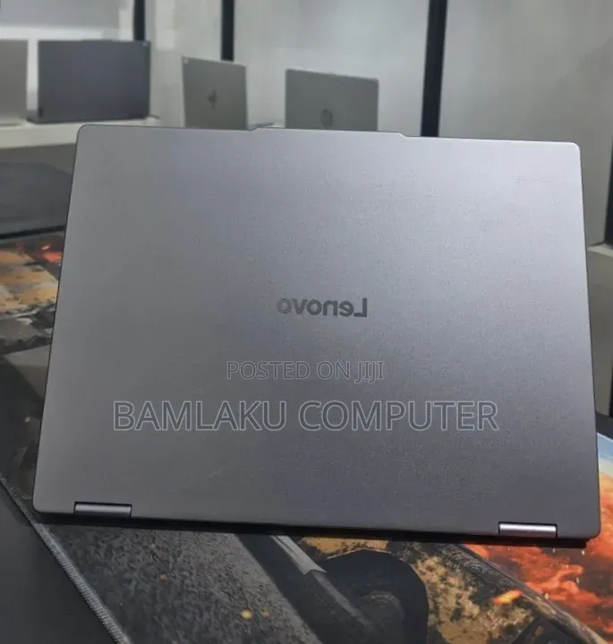 New Laptop Lenovo Yoga 260 16GB Intel Core Ultra 5 SSD 512GB