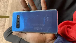 Samsung Galaxy S10 128 GB Blue