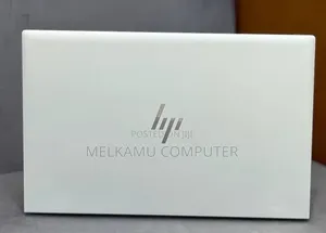 New Laptop HP EliteBook 830 G8 16GB Intel Core i7 SSD 512GB