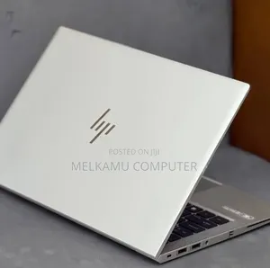 New Laptop HP EliteBook 830 G8 16GB Intel Core i7 SSD 512GB