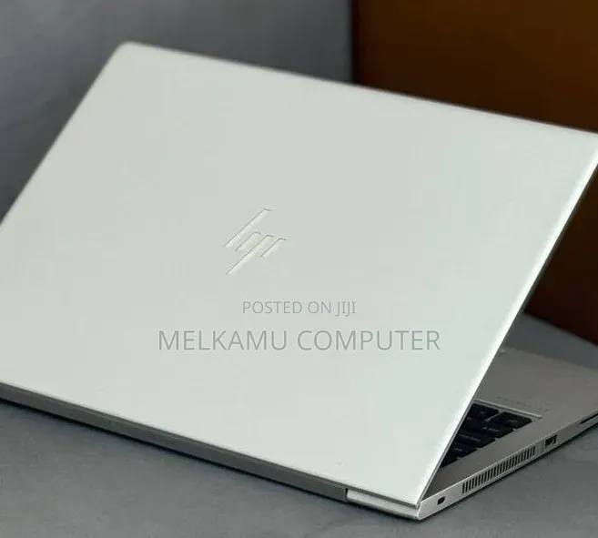 New Laptop HP EliteBook 840 G5 8GB Intel Core i5 SSD 512GB