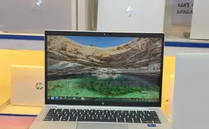 New Laptop HP EliteBook 830 G8 8GB Intel Core i7 SSD 512GB