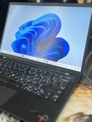 New Laptop Lenovo ThinkPad X1 Carbon Gen11 16GB Intel Core i7 SSD 512GB