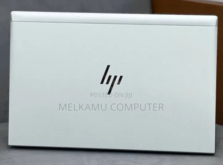 New Laptop HP EliteBook 830 G7 8GB Intel Core i5 SSD 512GB