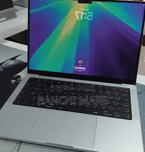 New Laptop Apple MacBook Pro 2024 M4 16GB Apple M4 SSD 512GB