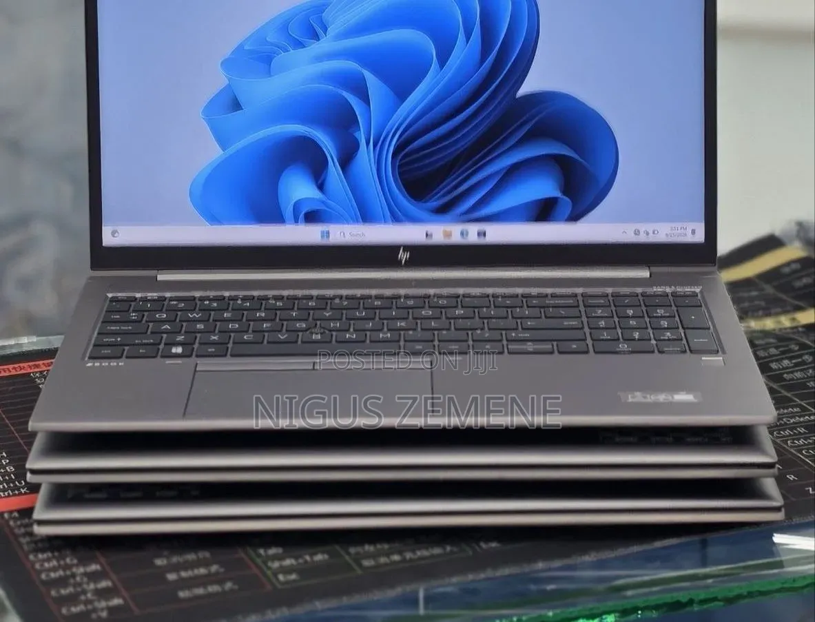 New Laptop HP ZBook 15 G6 16GB Intel Core i5 SSD 512GB