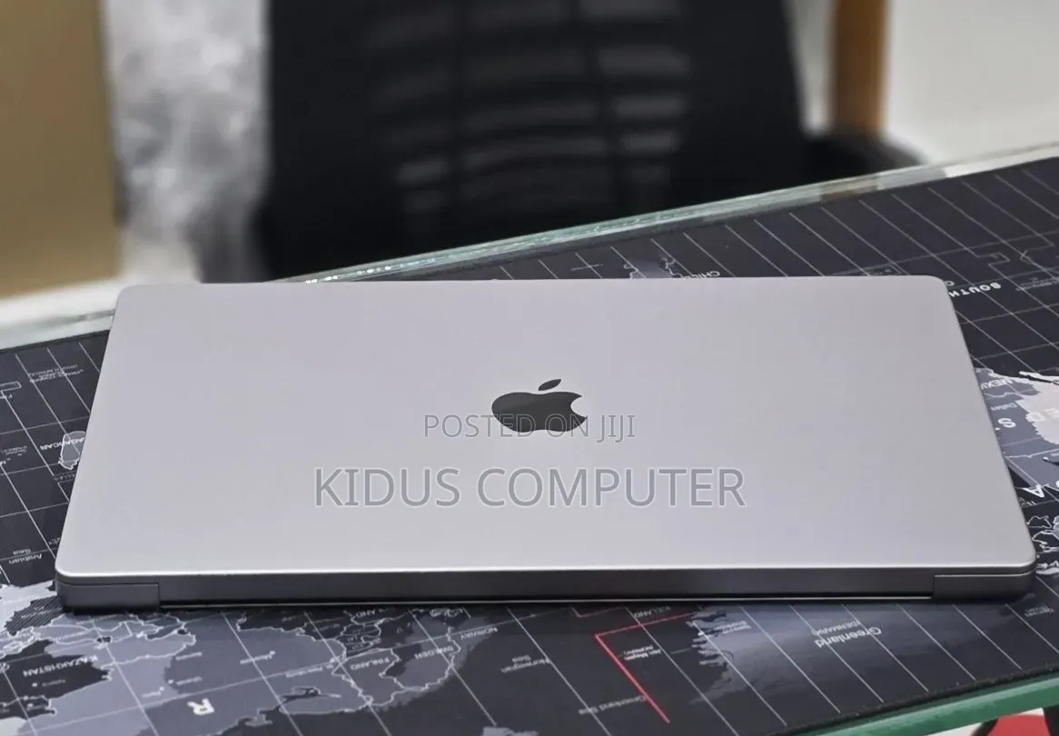 New Laptop Apple MacBook Air 2023 M2 16GB Apple M2 SSD 1T