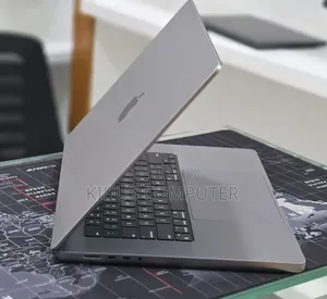 New Laptop Apple MacBook Air 2023 M2 16GB Apple M2 SSD 1T
