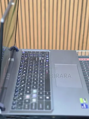 New Laptop MSI Vector GP68 HX 13V 16GB Intel Core i9 SSD 1T