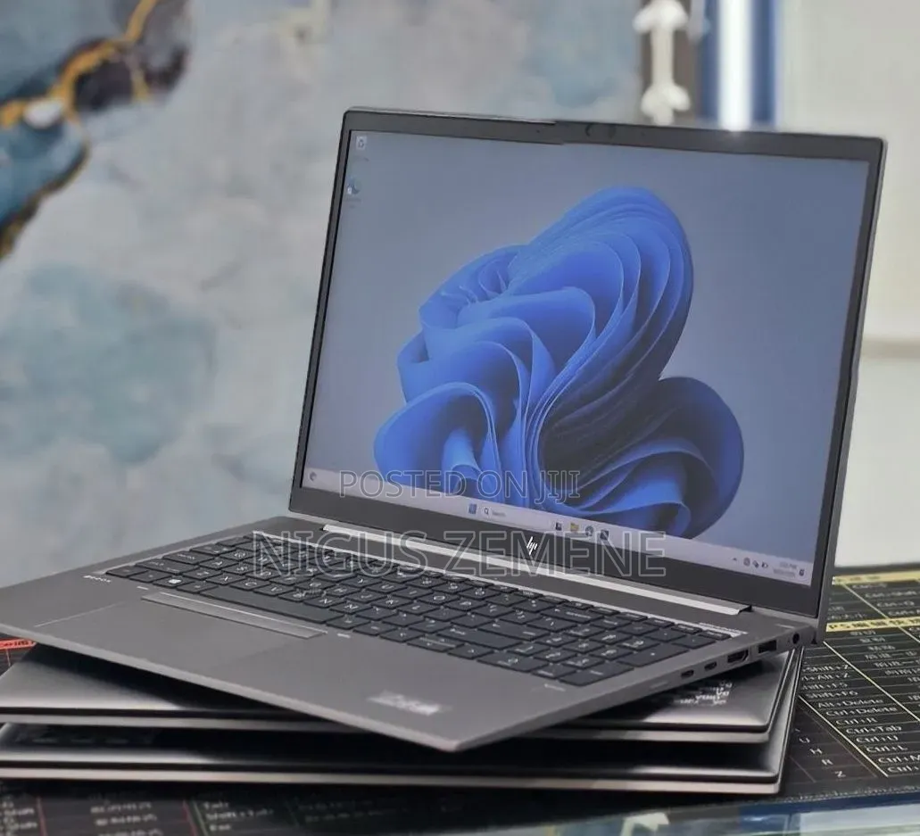 New Laptop HP ZBook 15 G6 16GB Intel Core i5 SSD 512GB