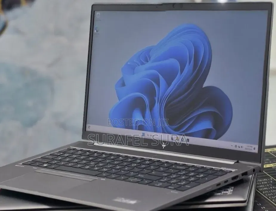 New Laptop HP ZBook 15 16GB Intel Core i5 SSD 512GB